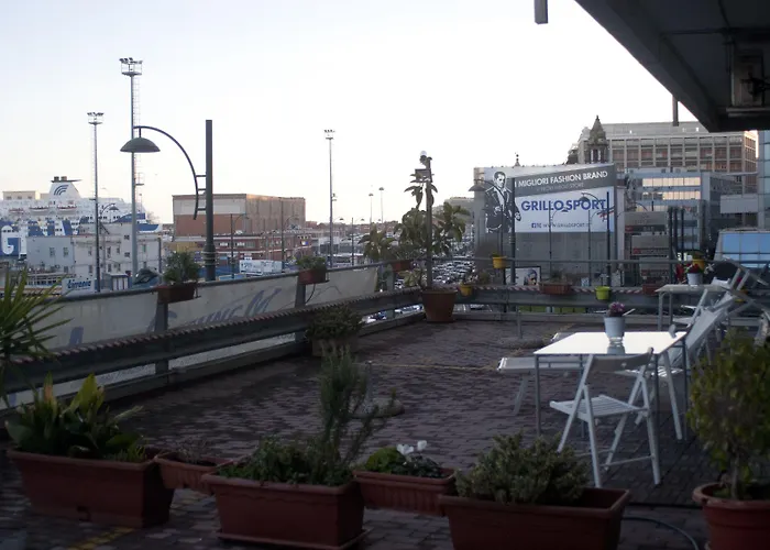 Marina Resart Rooms & Suite